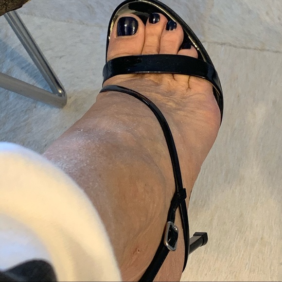 Sandals - Picture 5 of 6